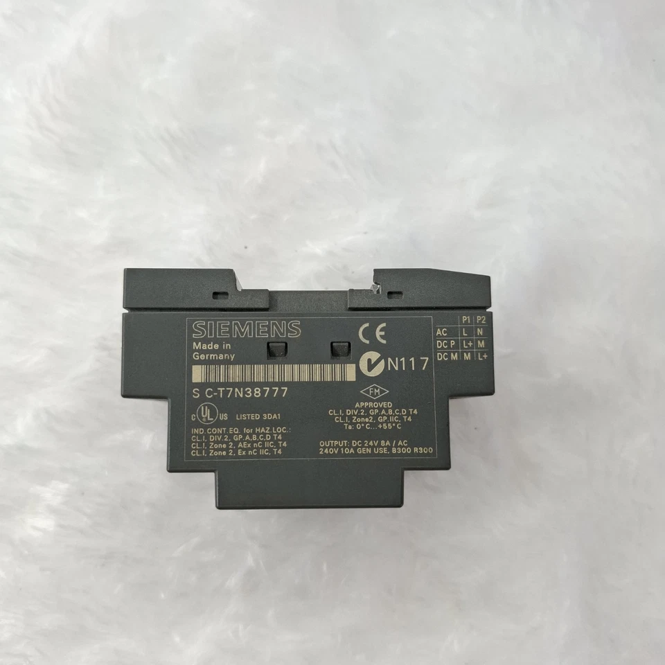 ONE Used Siemens LOGO 6ED1052-1HB00-0BA5 TESTED